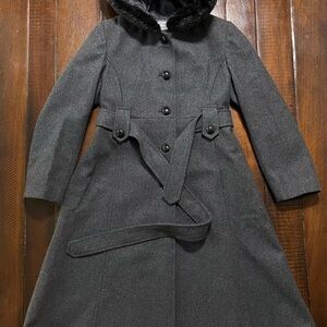 Rothschild girls coat with fur trim Hood size 10